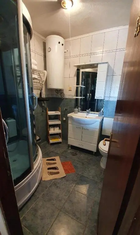 Apartman CaCO3 - Potpuno opremljen stan u blizini Plitvičkih jezera