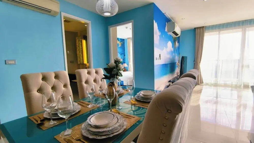 Luxury 2-bedroom Sea View Escape