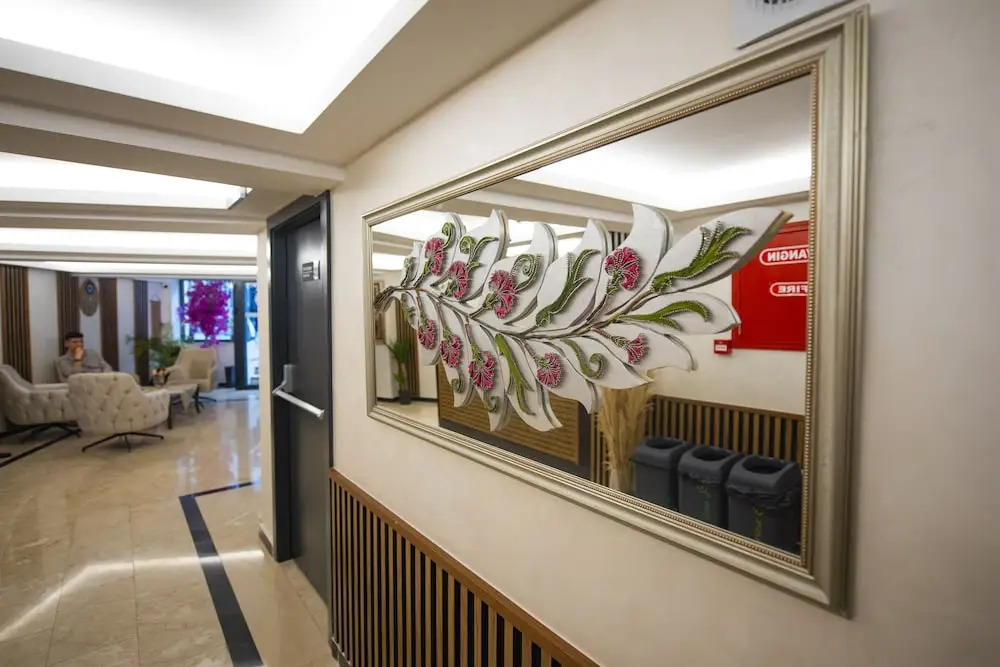 Vera Life Hotel