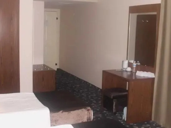 Hotel Eken Prestige