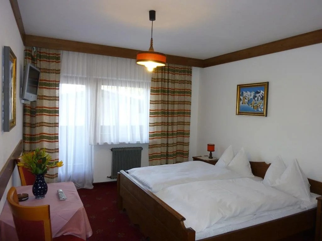 Hotel-Pension Tasma