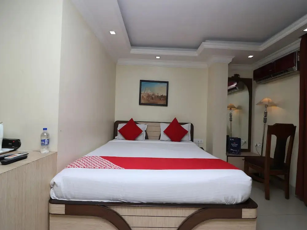 OYO 686 Hotel Thames International