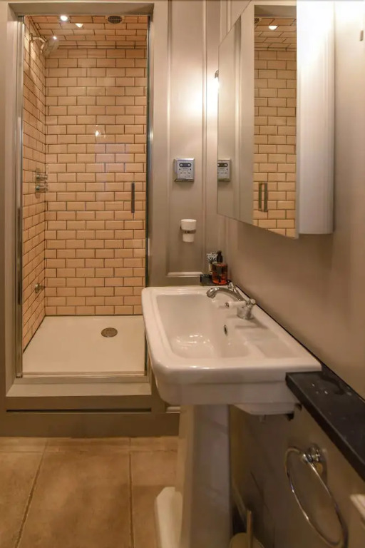 Luxury Self-contained Studio in Belgravia