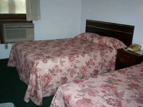 Colonial Inn