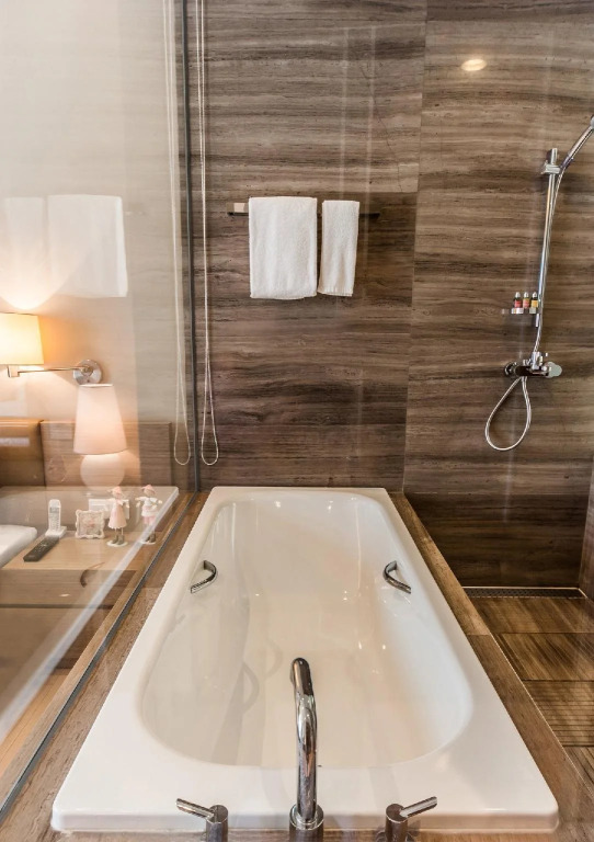 CM Serviced Apartment Shenzhen Hillside