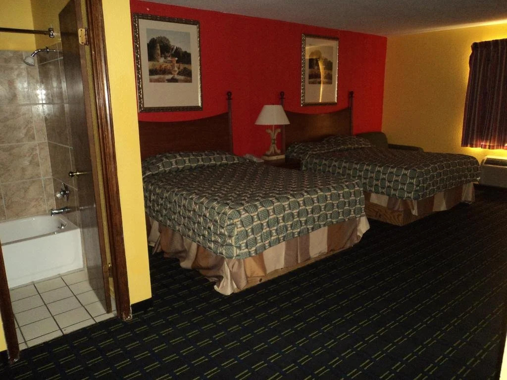OYO Hotel Atlanta TX Hwy 59