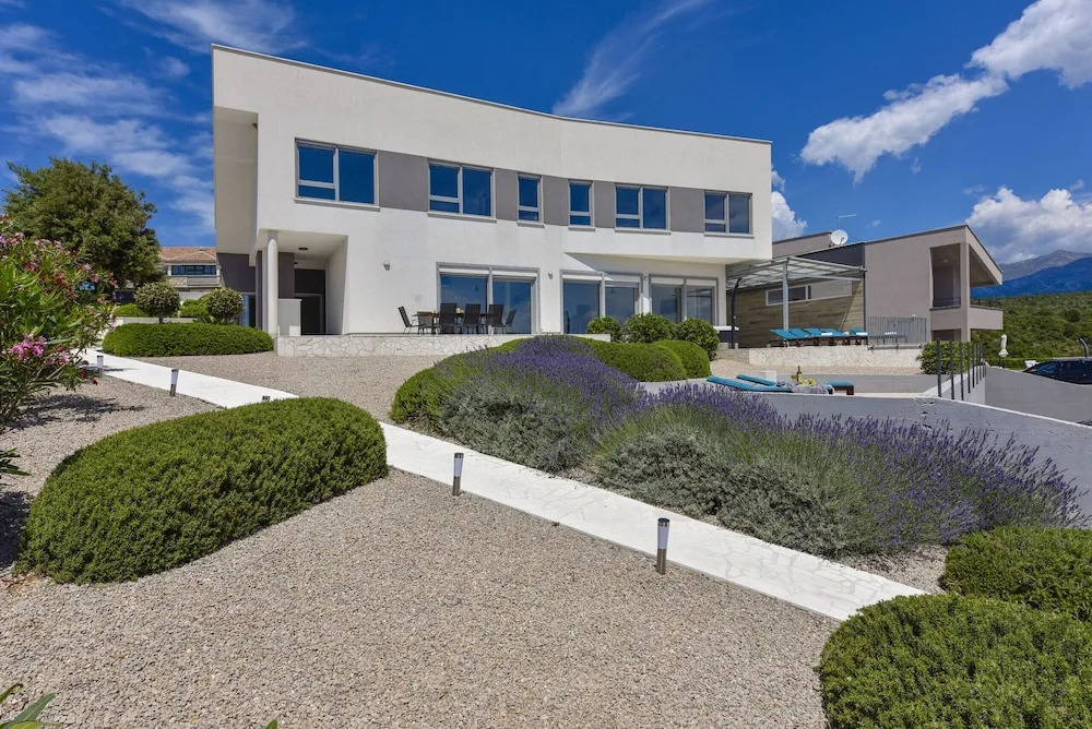Villa Bilo Idro ZadarVillas
