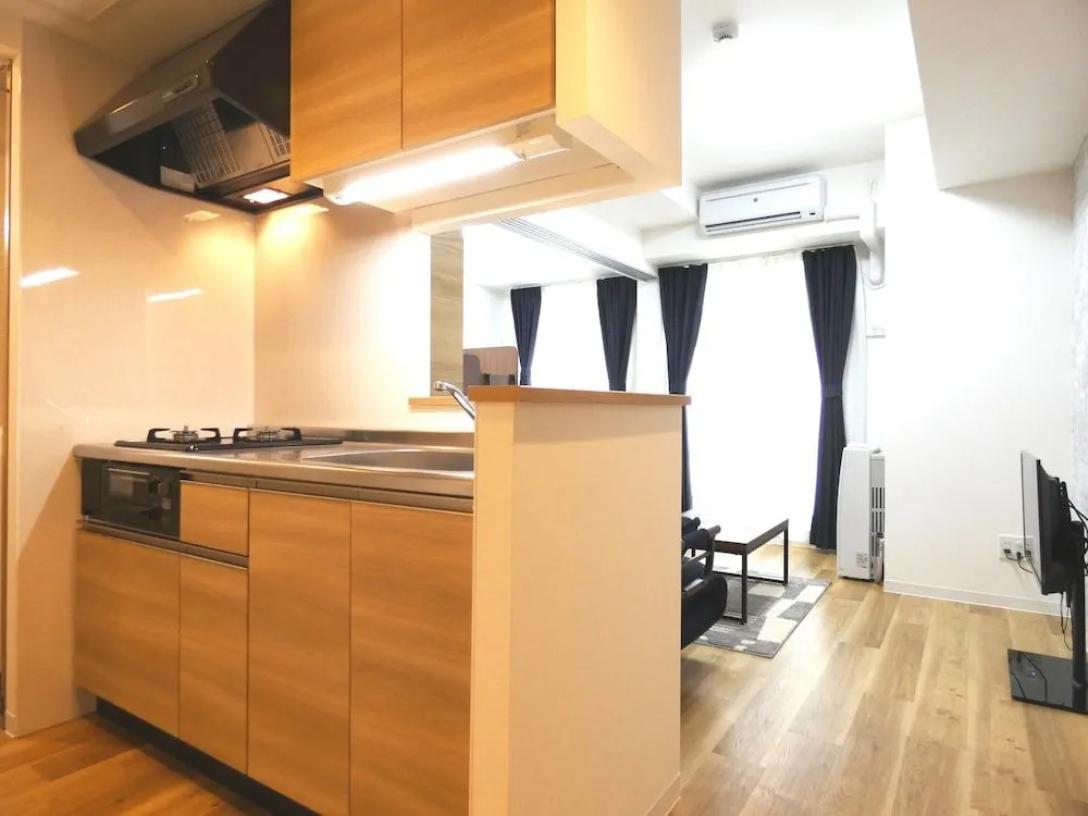Alpha Square Minami 6 Jo 402