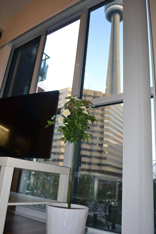 Duke Furnished Suites - CN / Convention / Roger Centre