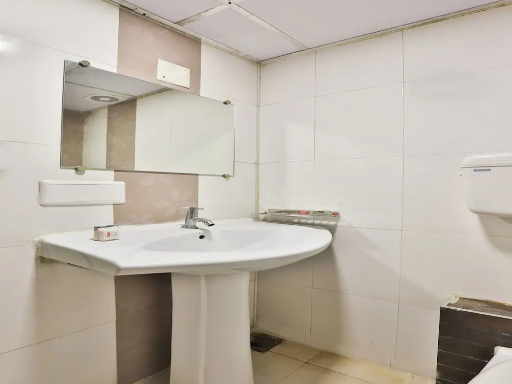OYO 3299 Hotel Vrundavan