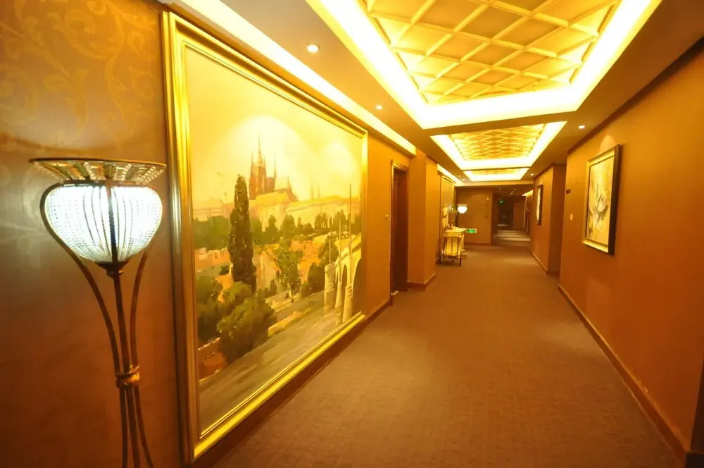 Luoyang Bohemia Hotel