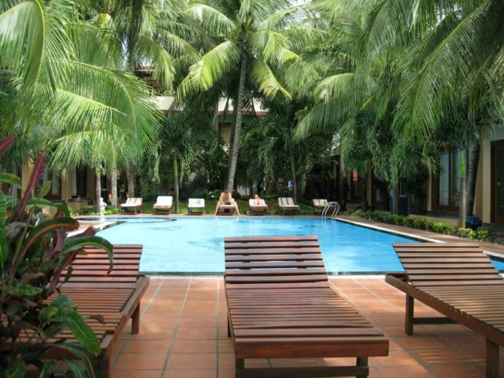Sunrise Resort