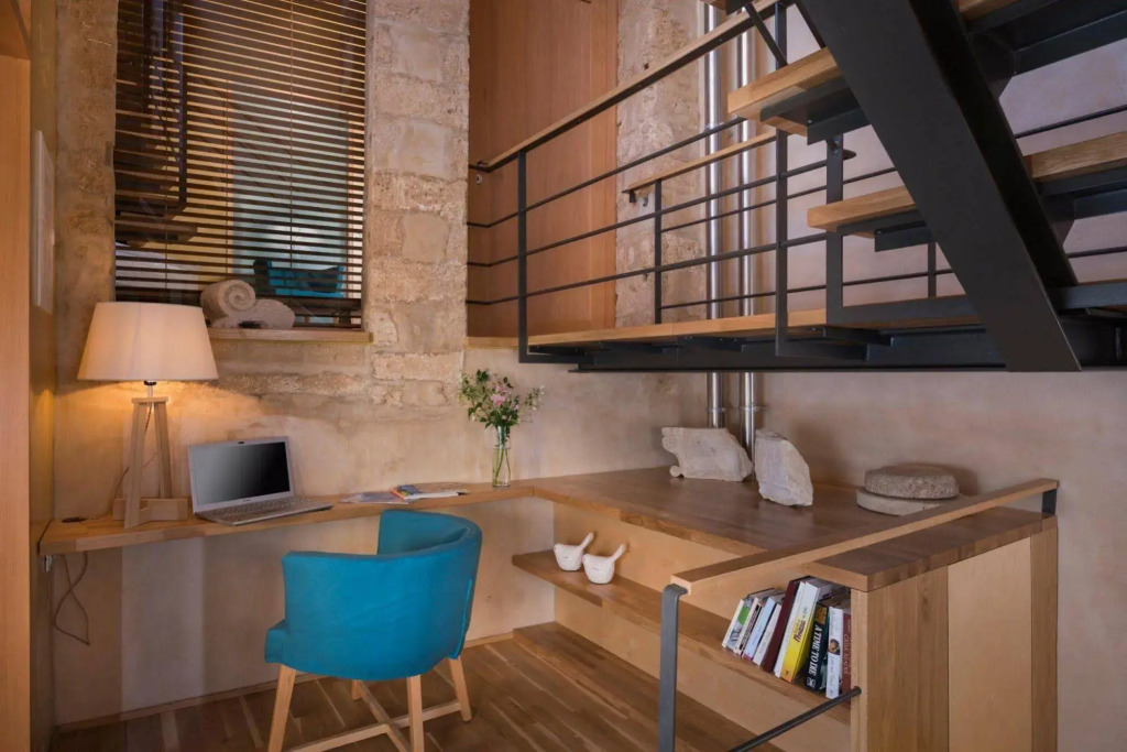 Neoria Houses