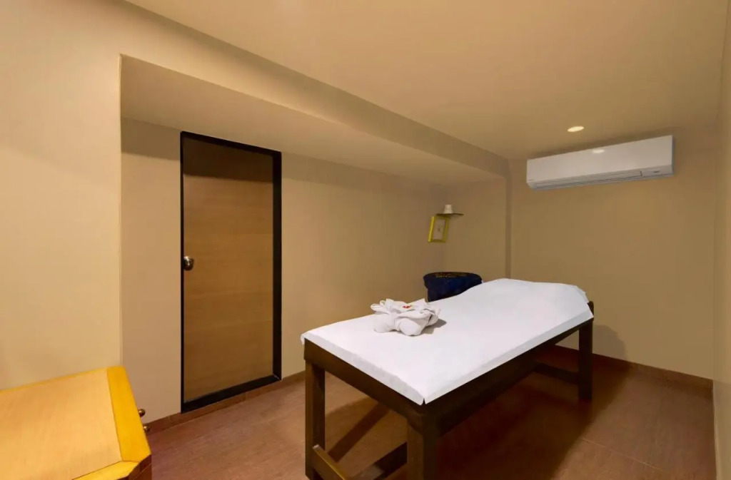 Central Beacon Hotel