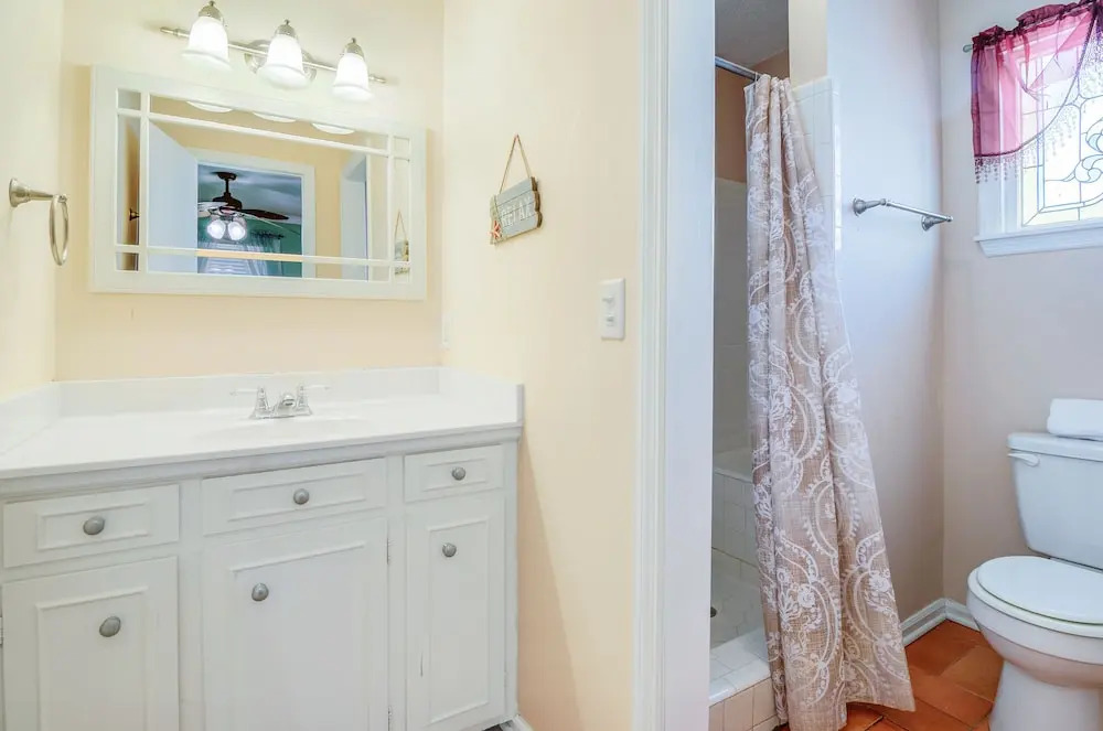 13 44th Ave. - 3 Br Home