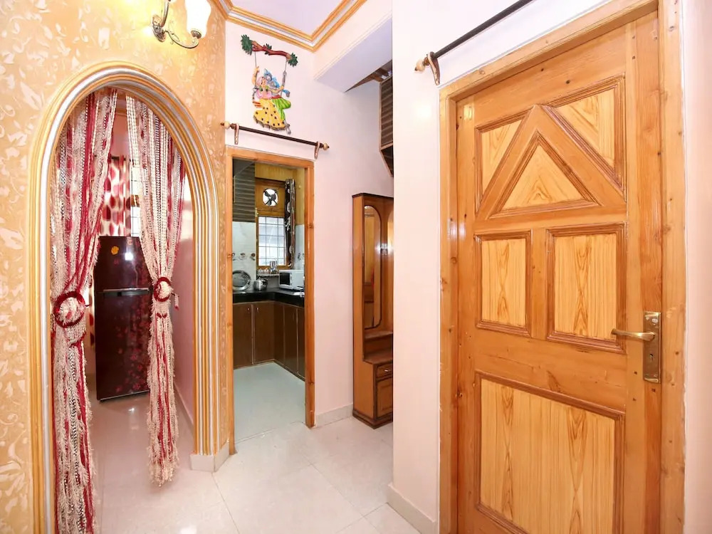 OYO 11738 Home Cozy 2BHK Bhattakufar