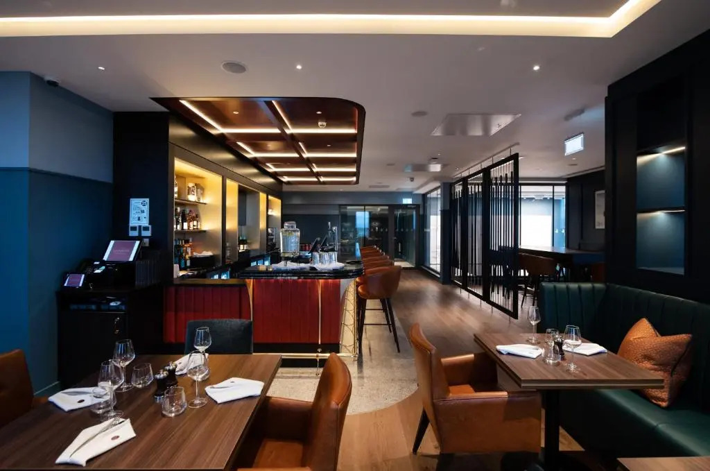 The Landing Hotel