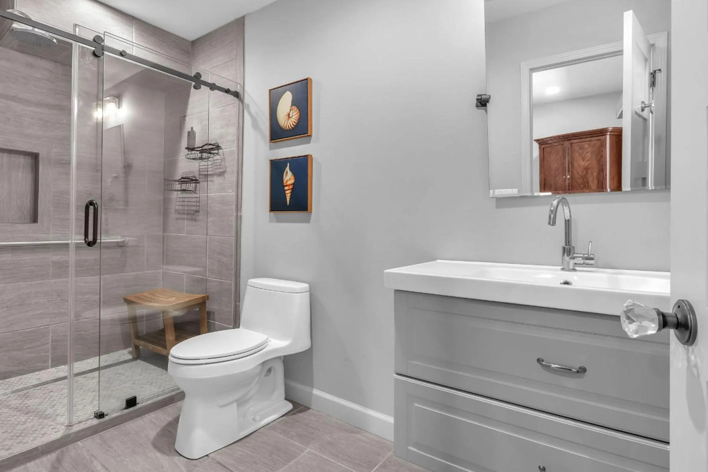 Farmhouse at Turtle Creek by Oak Island Accommodations