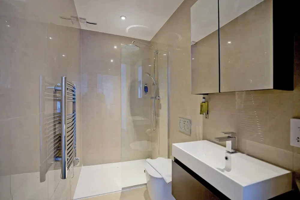 Imperial liverpool street apartments