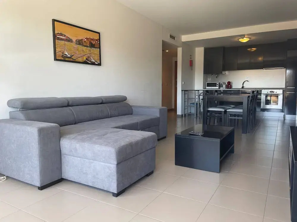 14 in Portim o With 1 Bedrooms and 1 Bathrooms