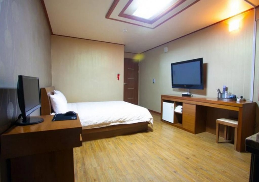 Hue Hotel