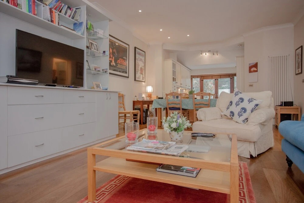 Garden Flat in Shepherds Bush