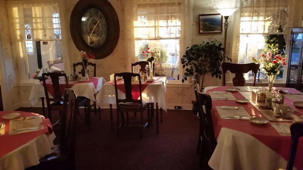 Bayside Inn