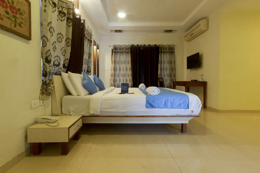 FabHotel Empire Deluxe SafdarjungEnclave