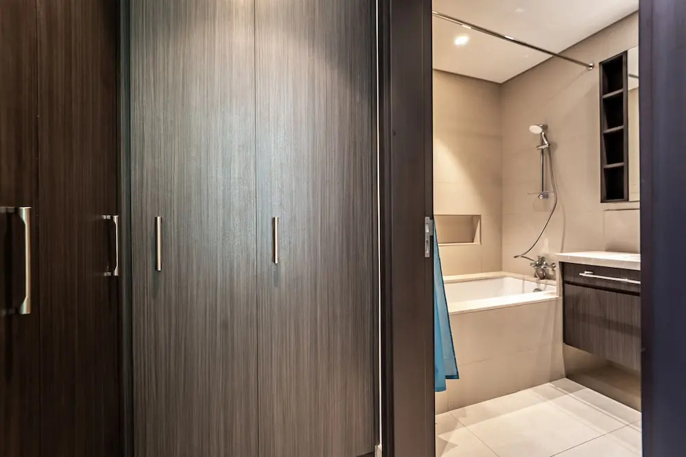 Luxury StayCation - Fancy Apartment Connected To Burj Khalifa
