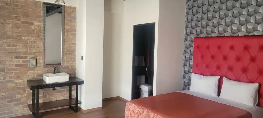 HOTEL MAQUIAVELO SOLO ADULTOS