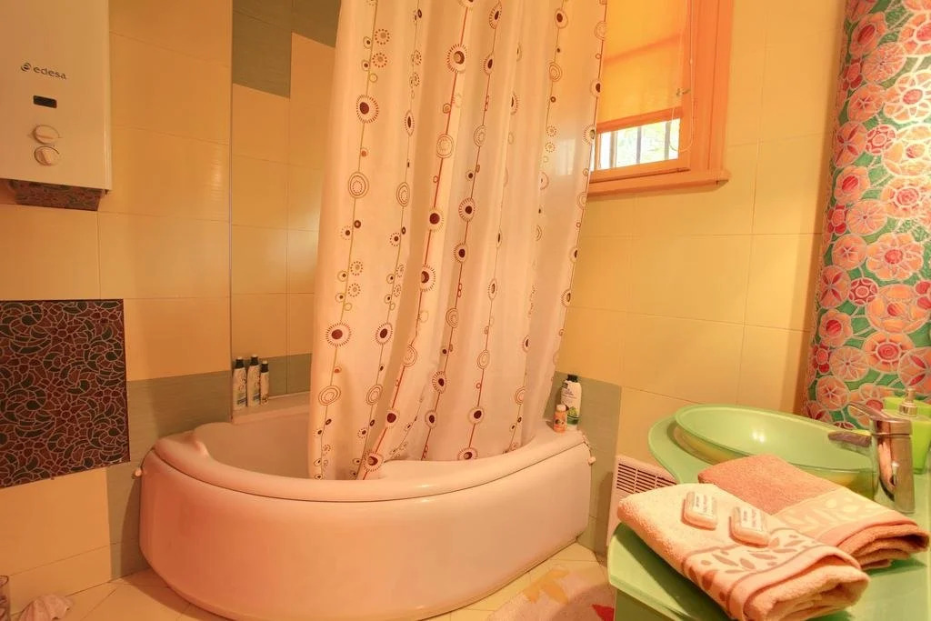 TOMOVI HOME - Three bedrooms City center