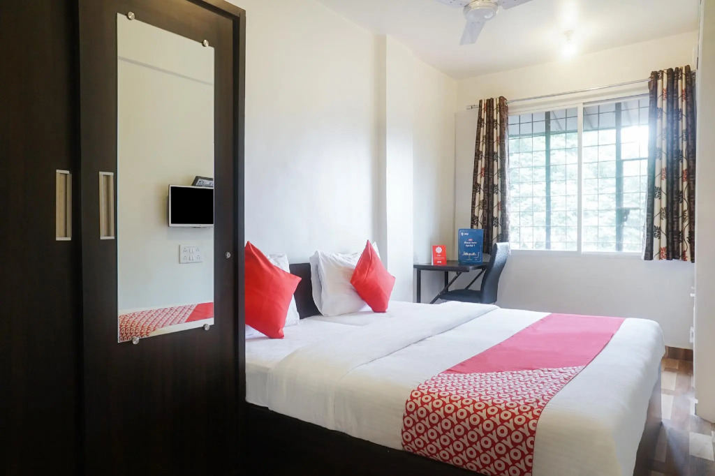 Super Hotel O River View Near Shaniwar Wada