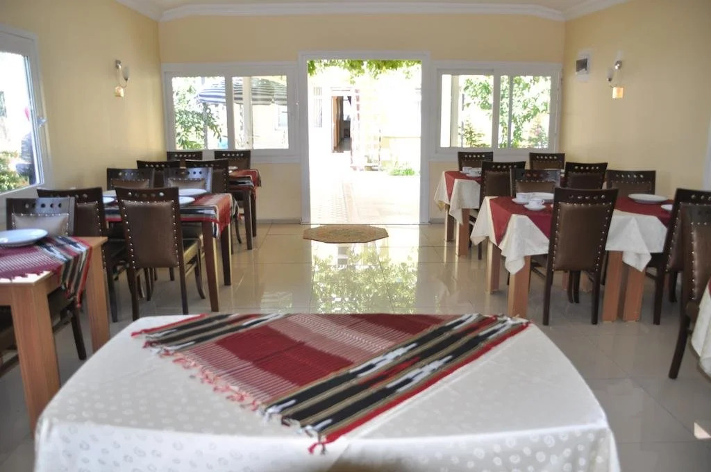 Safak Hotel