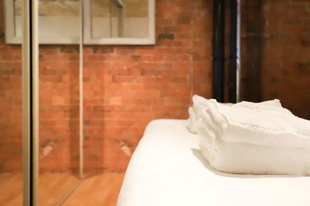 Quirky 1 Bedroom Warehouse Flat With Balcony