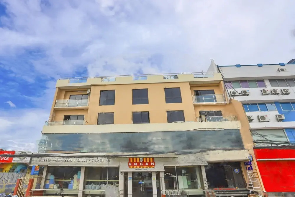 OYO 635 Hotel Layata