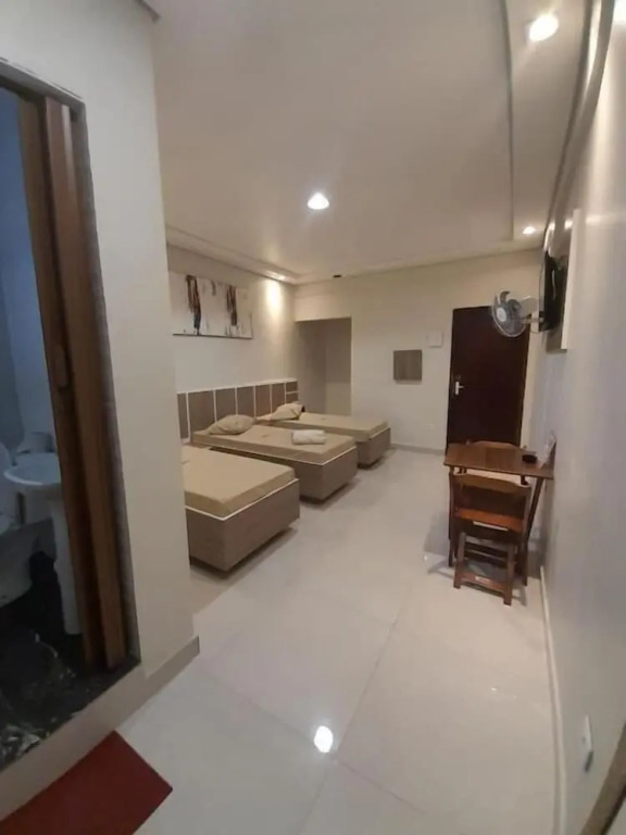Hotel off