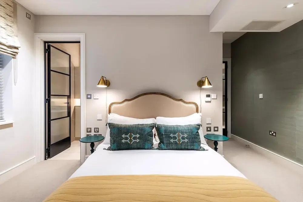 Pepys House: A Modern Touch of History