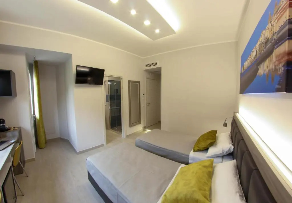 YEASY smart rooms Cefalù