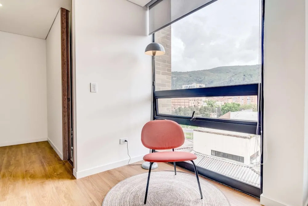 w Soft Light Loft in the Heart of Bogot