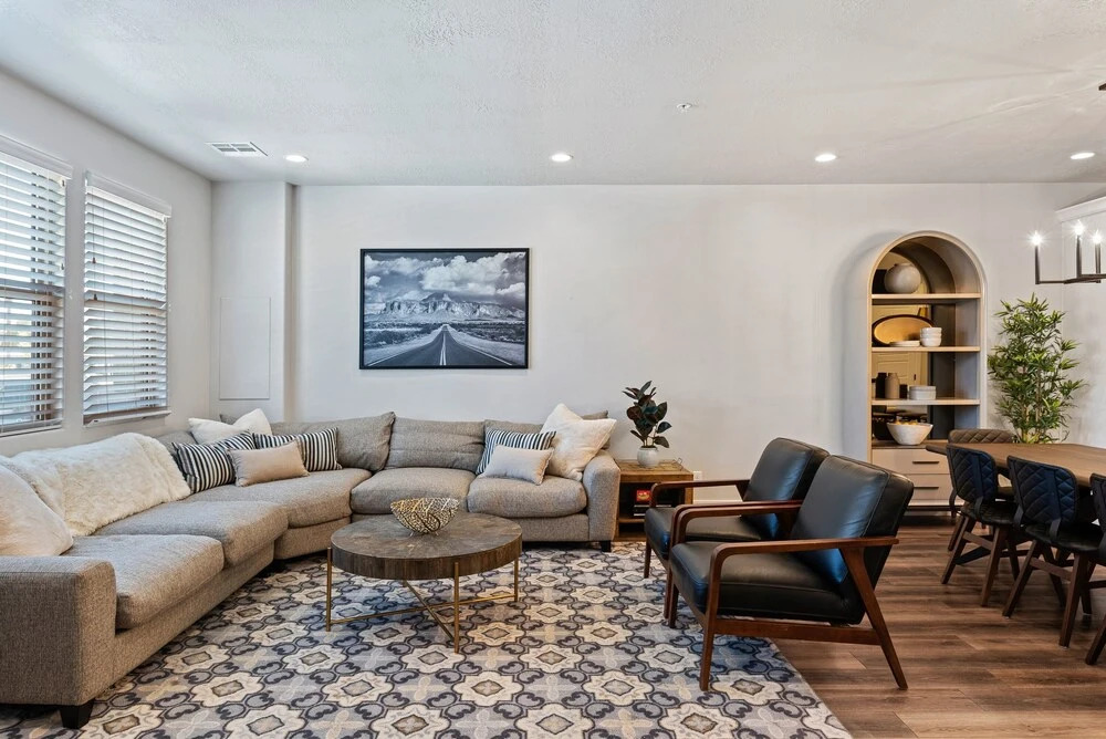 Reunion HQ home
