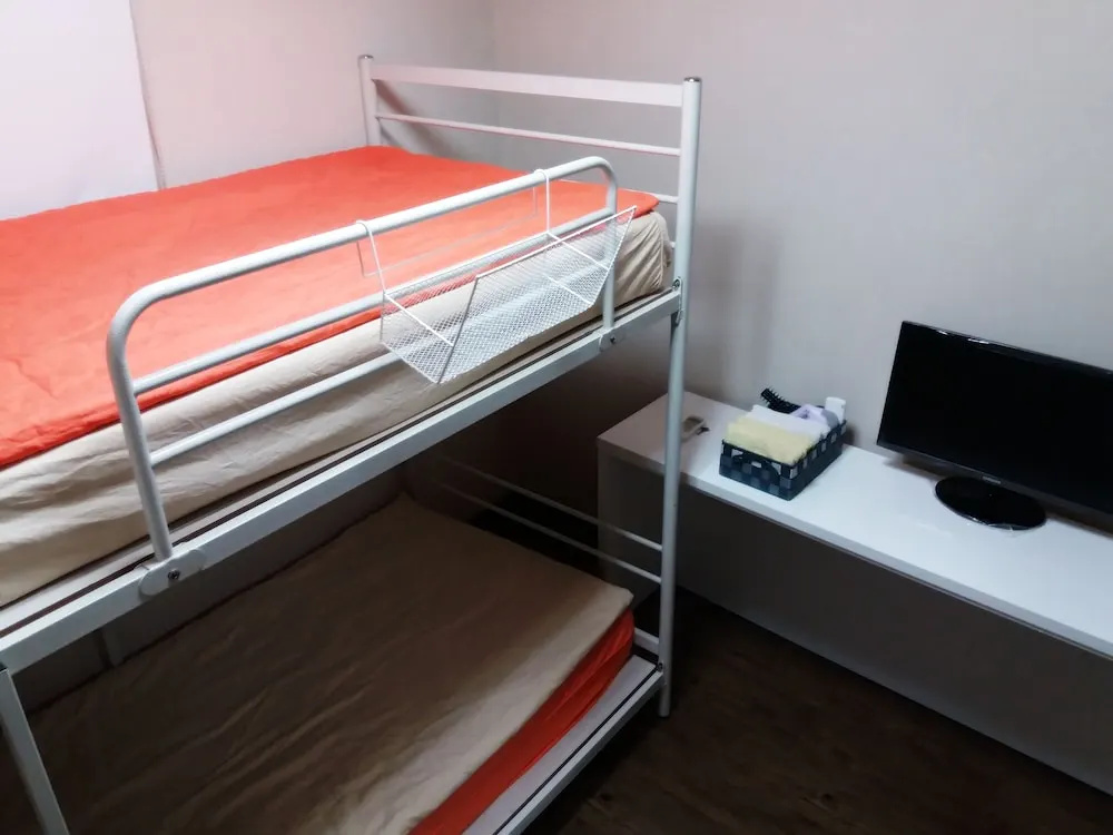 SPACE Guesthouse
