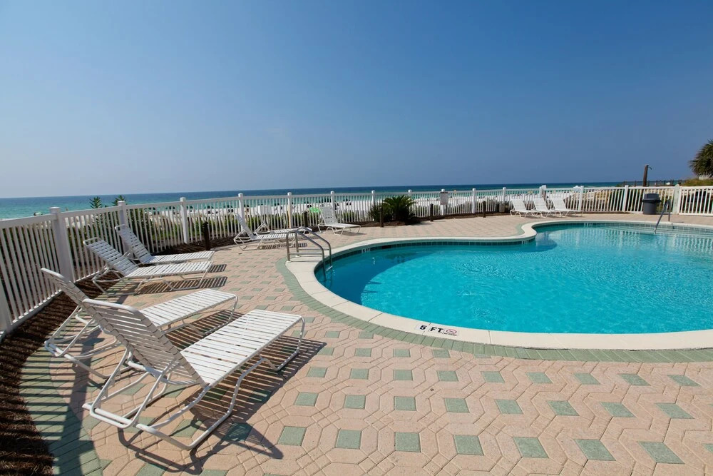 Windancer Condominiums