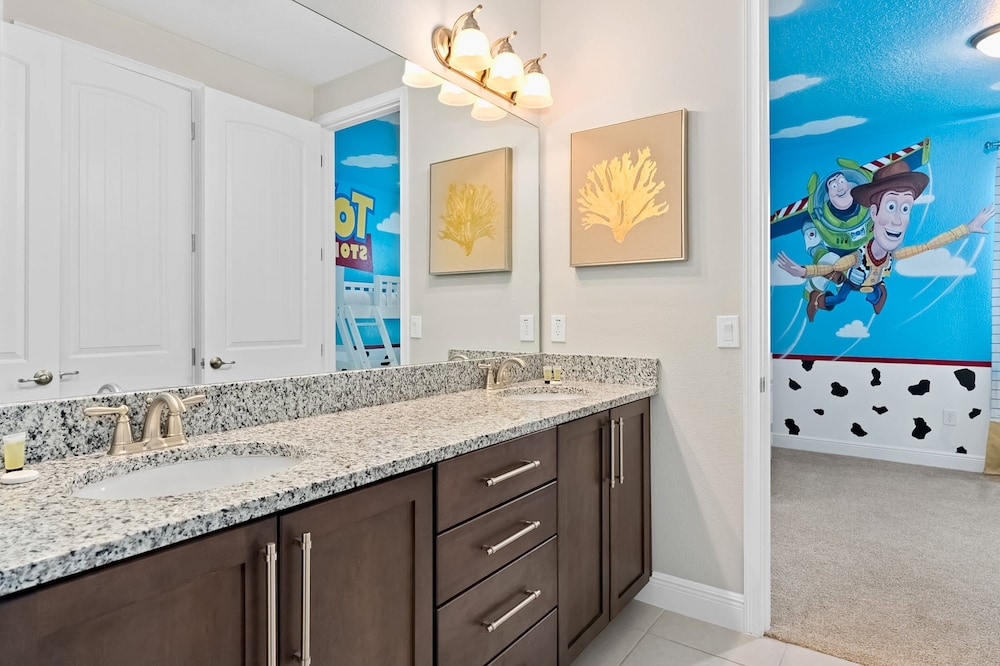 Dog-friendly Getaway With Private Pool + Spa, Putting Green, Patio, & Game Room