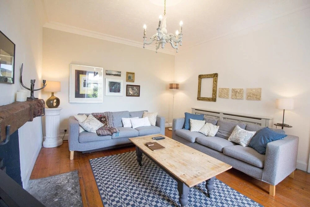 Unique and Private Georgian Farm House In The City
