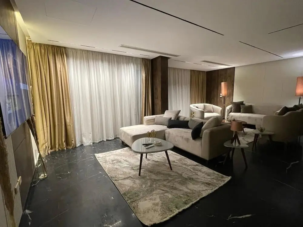 Villa in palm hills-the crown