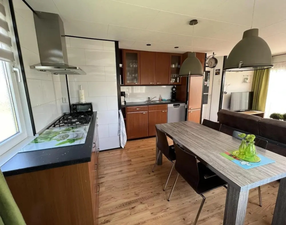 Comfortable bungalow for 4 people