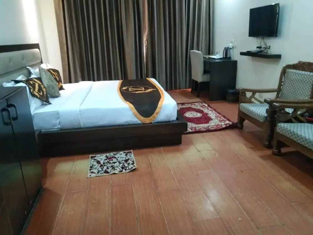 Hotel Ambrosia by Zenith - A-217, Road No 6, Block RZ, Mahipalpur