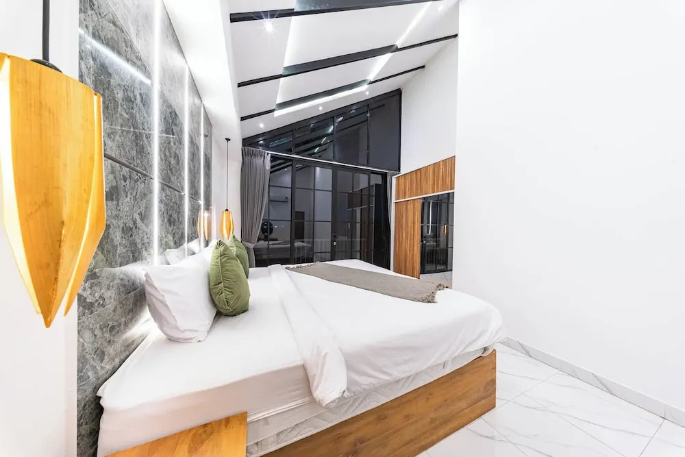 Seminyak Loft 360 by Villas R Us