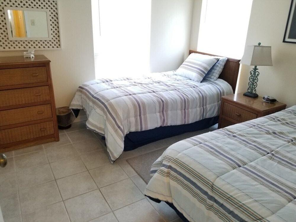 Ocean View, 2 Balconies, 2 Pools - Sea Place 13238