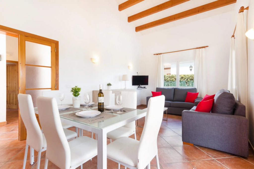 Villa Angelas by Villa Plus